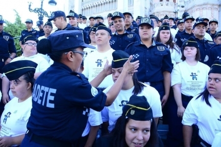 Iniciadores de Programa Piloto con  Academia de Policia